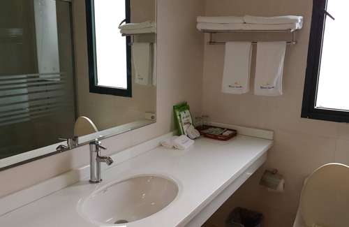 Kunshan House | 37 Garden Guesthouse Yangcheng Lake Br.