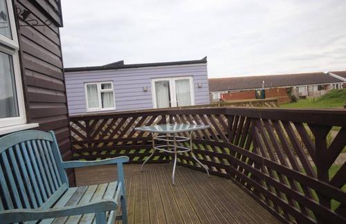 Selsey House | 37E Medmerry Park 2 Bedroom Chalet