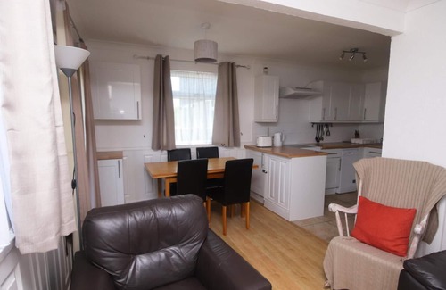 Earnley Ski Chalet | 37E Medmerry Park 2 Bedroom Chalet