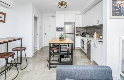 North Perth Apartment | 38 North Perth Snuggle Sanctuary- for 2 - parking