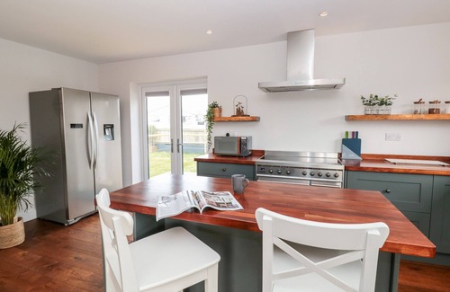 Dartmouth Cottage | 38 Venn Park