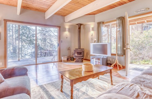 Neahkahnie Beach House | 38445 Reed