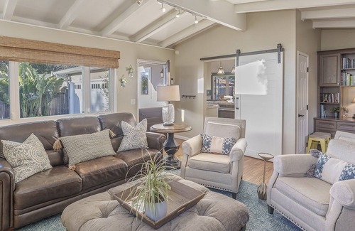 Mission Fields House | 3874 Mission Fields 3 Bedroom Home by Redawning