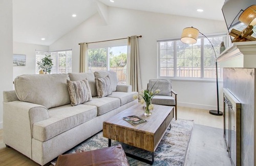 Mission Fields House | 3892 Carmel Pearl 4 Bedroom Home by Redawning