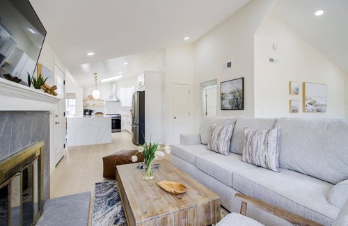 Mission Fields House | 3892 Carmel Pearl - Newly Remodeled Carmel Home - A Perfect Getaway!