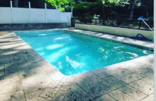 Roxborough House | 389D Relaxing 1 BR Home