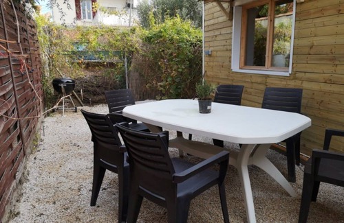 Route d'Arles Ski Chalet | 38m² chalet 10 minutes from the center of Nîmes