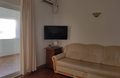 Cove Tri Zala (Zrnovo) Apartment | 39 m² Apartment ∙ 1 bedroom ∙ 3 guests