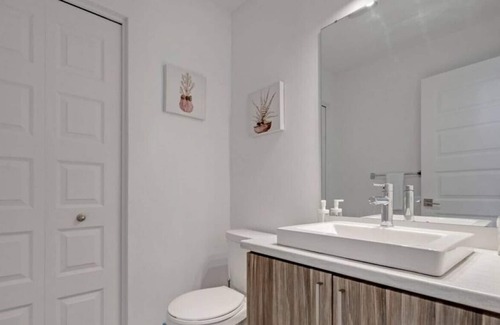 Plateau House | 39 rue d'anvers · Spacious New 3 Bedroom Home in Gatineau