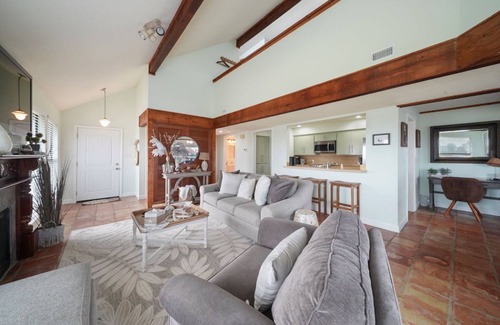 Matagorda Condo | #39 The Coastal Condo - The Place for a Perfect Beach Vacay