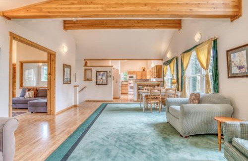 Manzanita House | 390 High MCA 567 - Meredith Lodging