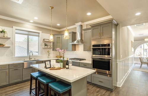 Saratoga Apartment | 3923 Heart of Saratoga - Charming Downtown Flat Near Cafes and Galleries