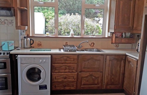 Cornamona Apartment | 393 Tigh Kate Cor Na Mona-3 Bedroom- sleeps 5