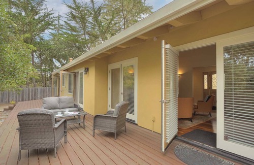 Del Monte Forest House | 3949 Where the Elk Run - Spacious, Near Everything
