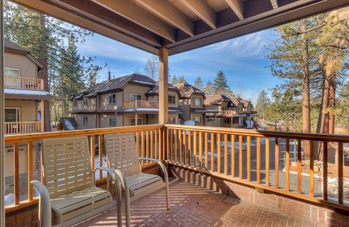 South Lake Tahoe Apartment | 3987 - Upscale Townhouse Walk to Heavenly, Casino and Beach
