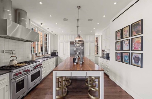 Gowanus House | 399- Luxury 6BR 5Baths Townhouse with Garage in Carroll