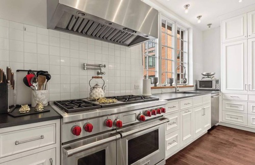 Gowanus House | 399- Luxury 6BR 5Baths Townhouse with Garage in Carroll