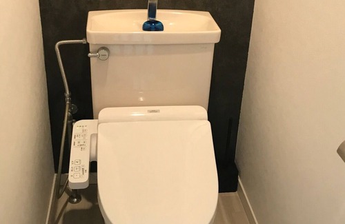 Usami Apartment | 3BAccommodates up to 7 people right in front of JR Usami Station Easy access within 1minute walk / Ito Shizuoka