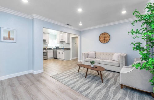 Sacramento House | 3BD/1B Close to Downtown