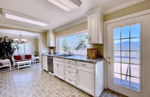Mountain Ranch House | 3bd/2.5ba mountain house with vineyard and orchard