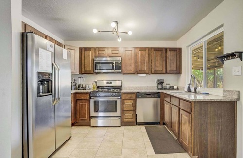 Security-Widefield House | 3BD Family Retreat Near COS Airport & Fort Carson