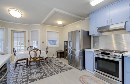Parkside House | 3BD House /4Beds w/WiFi Near Golden Gate Park !