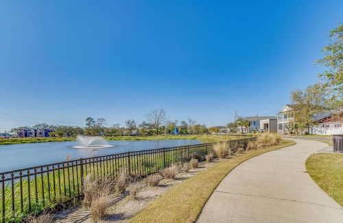 Downtown House | 3bd in Downtown Pensacola - 15 min to Beach - Park - Family Friendly