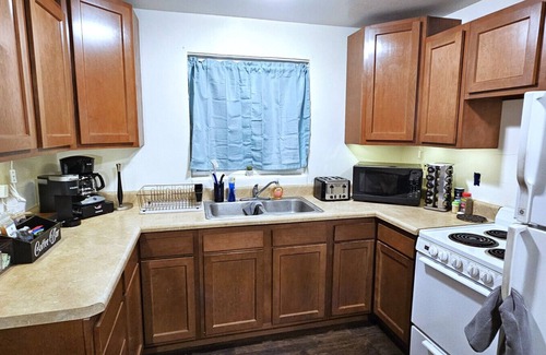 Page Condo | 3Bd, King, Brkfst, Large TVs, W/D, Sleeps 11, BBQ