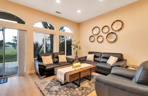Indio House | 3BD Villa in Indian Palms Gated Community