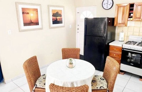 Sabana Liber House | 3BD villa near Best Beaches. Sleeps 7. Pets OK