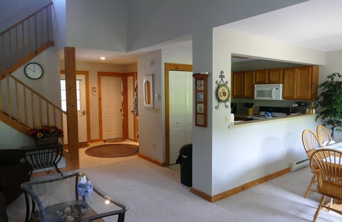 Tannersville House | 3bdr Family friendly Camelback Mountain Paradise - Walking Distance to Slopes
