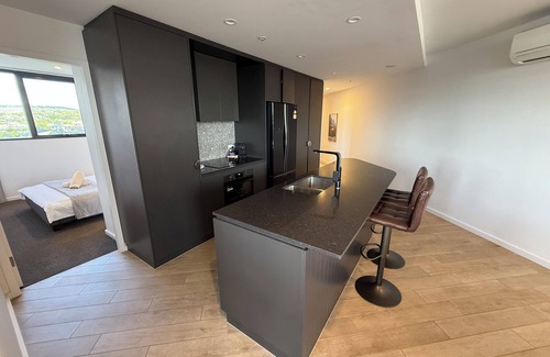 Holder Apartment | 3BDR Waterfall Apartment WIFI Parking