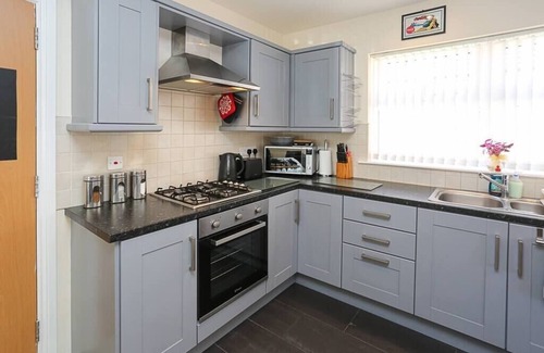 Belfast Apartment | 3Bed/2Bath Duplex Apartment - Pure Bliss Belfast