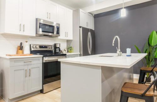 North Philadelphia East Apartment | 3bed3bath-wd-deskwifiheating