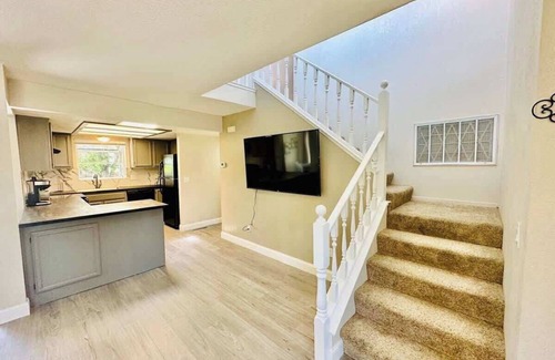 West University House | 3Bedroom/2.5Bath/Pets OK/Sleeps11