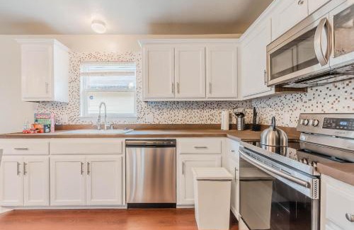 McKinney House | 3Bedroom 2Bathroom close to historic downtown fast wifi