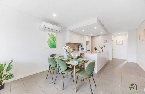 Homebush Apartment | 3bedroom Serenity Stay in Homebush