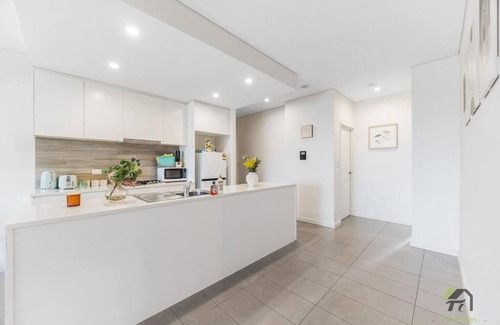Homebush Apartment | 3bedroom Serenity Stay in Homebush