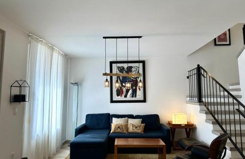 Arcos de San Miguel House | 3Bedrooms-5 min Downtown-Wifi-Pool-Jacuzzi-Parking