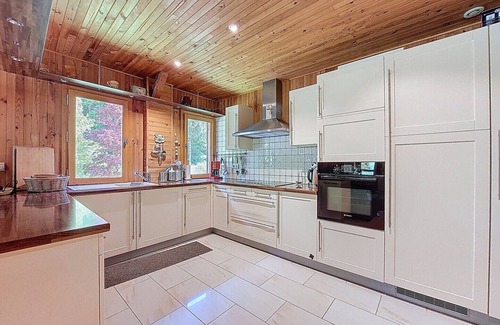 Montriond Ski Chalet | 3BEDROOMS-APARTMENT-PEOPLE-WIFI-MONTRIOND-CHEBOURINS