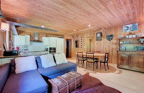 Montriond Ski Chalet | 3BEDROOMS-APARTMENT-PEOPLE-WIFI-MONTRIOND-CHEBOURINS