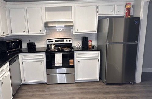 Tougaloo Condo | 3beds, Car Garage, 20miles to Amazon Site