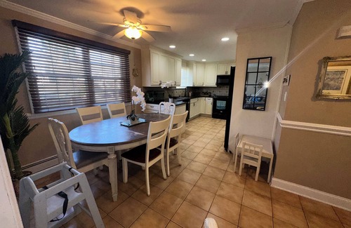 Long Island House | 3BR, 12ppl, Family Friendly, Central