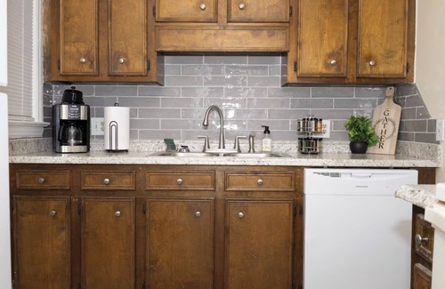 Florence House | 3BR, 1BA Home - Great Location + WiFi + Private Backyard