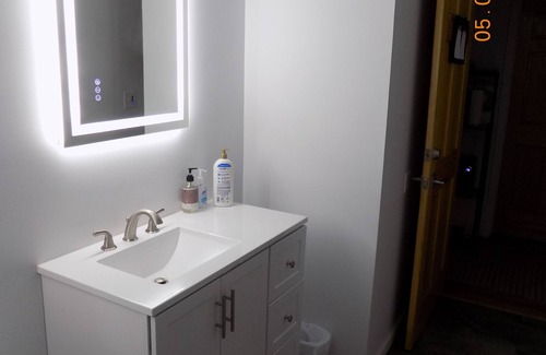 Haysi Cabin | 3BR/1BA Private Suite - Private Entrance, Deck, Bedrooms, and Exclusive Bathroom
