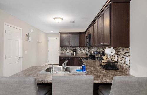 Johnson City Apartment | 3BR 2.5BA condo near downtown JC