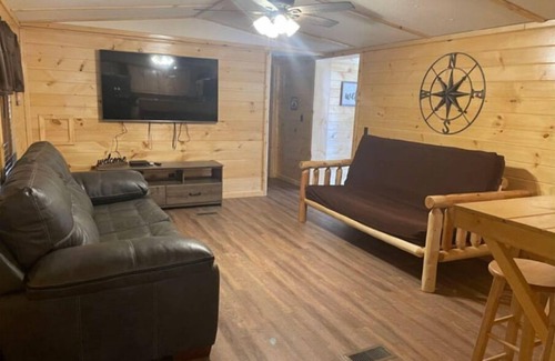 Lejunior Cabin | 3BR, 2 Bath Cabin with full kitchen, living room, and hot tub.