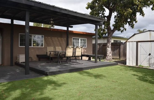 Lake Area House | 3BR 2BA + Bonus Living RM/Drive or take bart to San Francisco