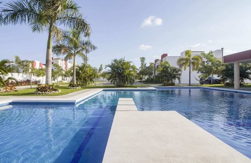 Acapulco Other | 3BR + 2BA | Casa Puerta al Sol con Club de Playa