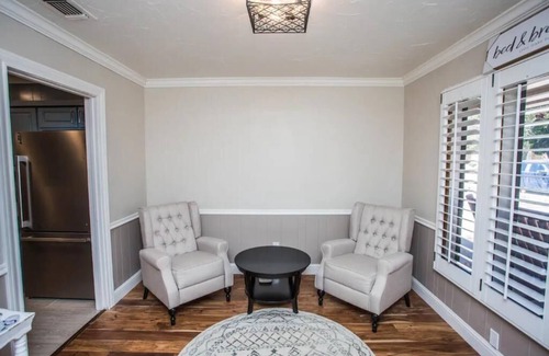 Lubbock House | 3BR 2BA HotTub firepit & Game room Quiet Neighborhood near shopping Entire house